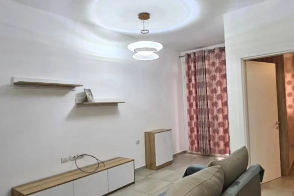 Shtepi me qera 1+1 ne Tirane - 500 Euro