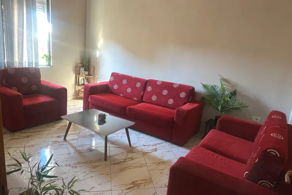 House for Rent 1+1 in Tirana - 60,000 Leke