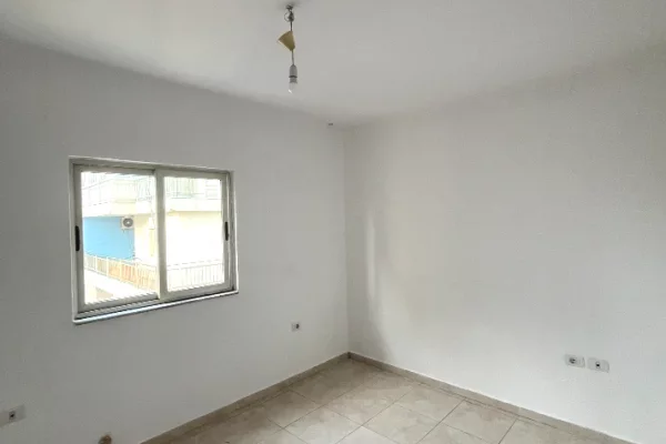 Apartment for rent in Tirana 2+1, Emty