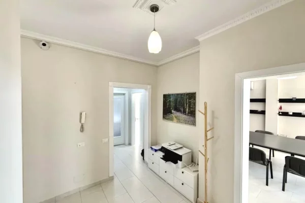 Apartment for rent in Tirana 3+1, In Part