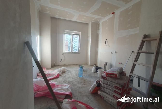 Shtepi ne shitje 2+1 ne Tirane - 195,000 Euro