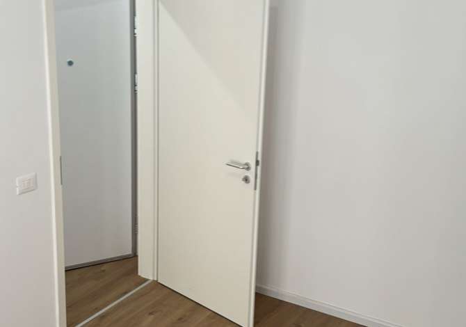 Shtepi me qera 1+1 ne Tirane - 30,000 Leke