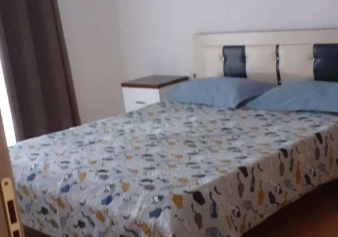 Shtepi me qera 1+1 ne Tirane - 40,000 Leke