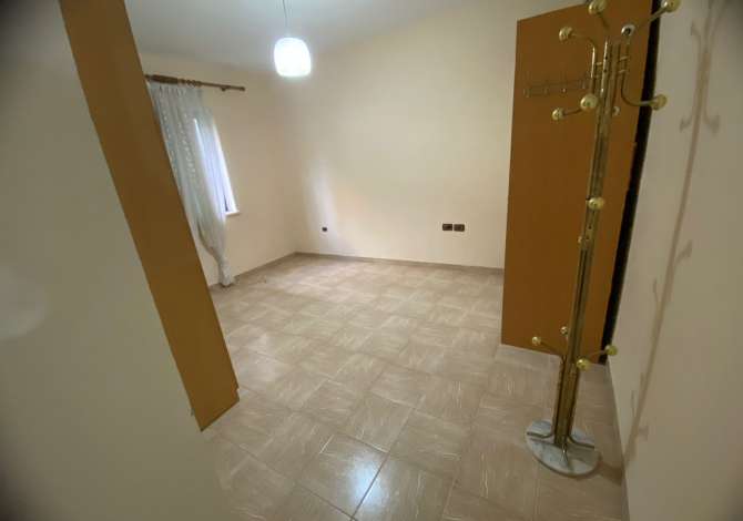 Shtepi me qera 1+1 ne Tirane - 45,000 Leke