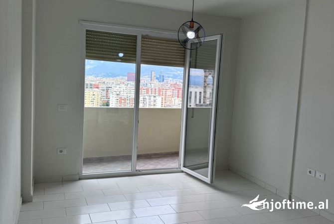 Shtepi me qera 1+1 ne Tirane - 40,000 Leke