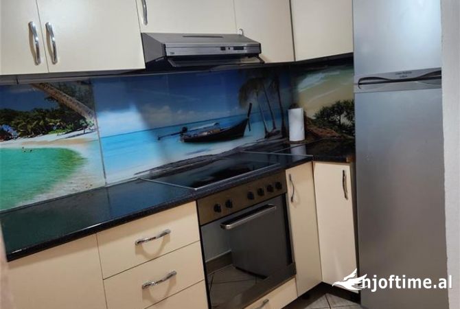 Shtepi me qera 2+1 ne Tirane - 450 Euro