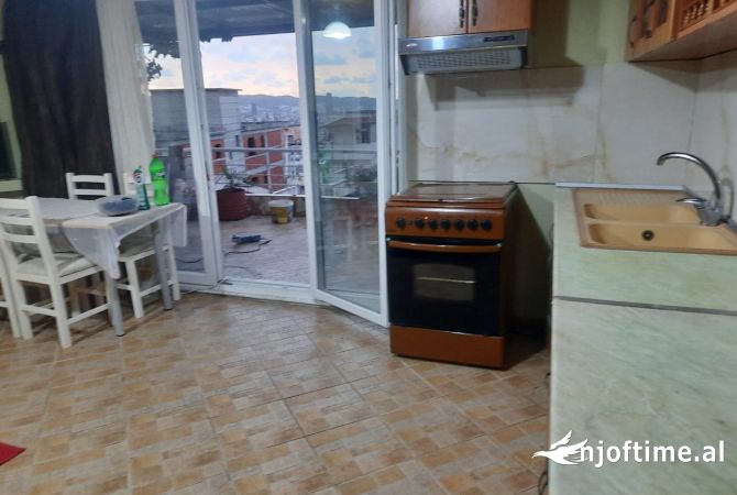 Shtepi me qera 1+1 ne Tirane - 33,000 Leke