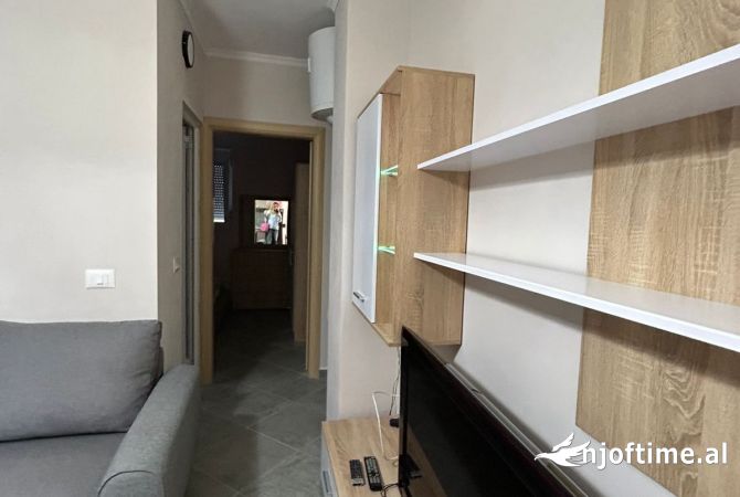Shtepi me qera 1+1 ne Tirane - 35,000 Leke