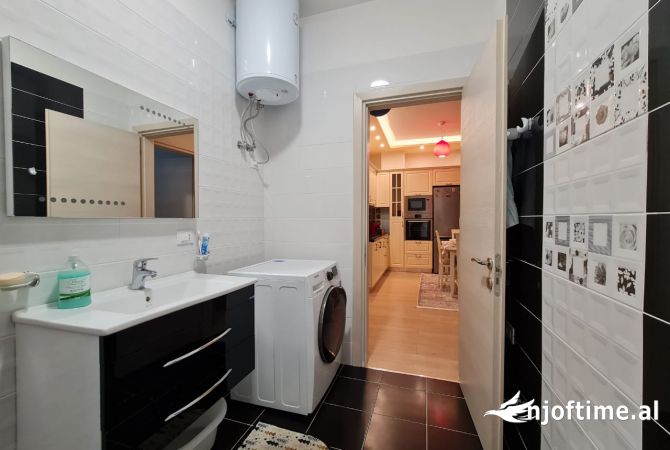 Shtepi me qera Apartament ne Tirane, 1+1, Mobilimi E mobiluar, Pagesa 650  Euro.