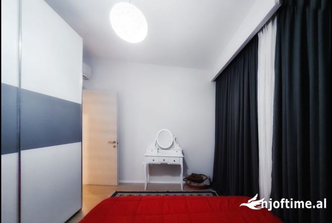 Shtepi me qera Apartament ne Tirane, 1+1, Mobilimi E mobiluar, Pagesa 650  Euro.