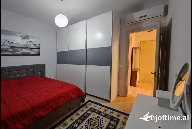 Shtepi me qera Apartament ne Tirane, 1+1, Mobilimi E mobiluar, Pagesa 650  Euro.