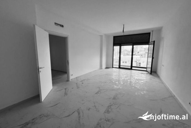Shtepi me qera 2+1 ne Tirane - 500 Euro