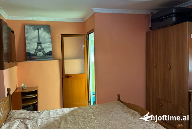 Shtepi me qera Apartament ne Tirane, 2+1, Mobilimi E mobiluar, Pagesa 45,000  Leke.