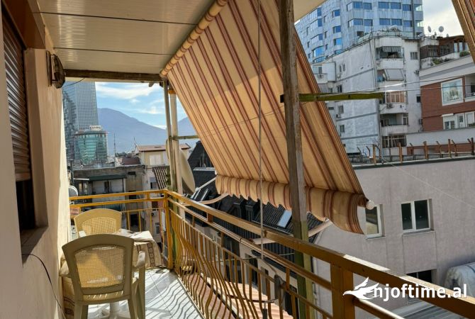 Shtepi me qera Apartament ne Tirane, 2+1, Mobilimi E mobiluar, Pagesa 45,000  Leke.