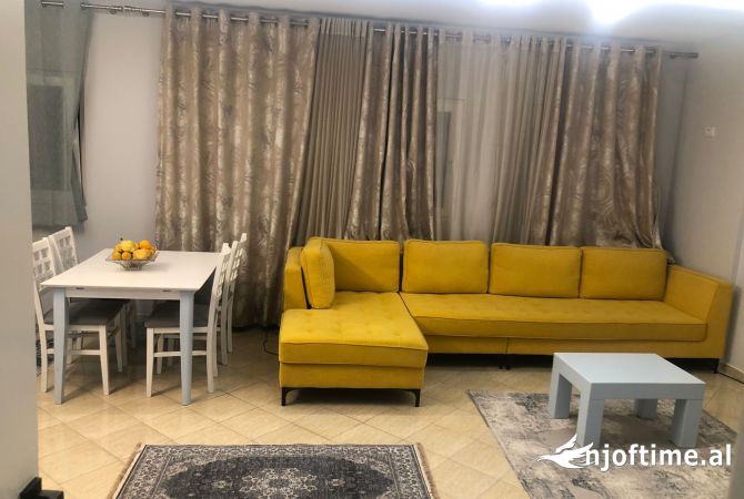 Shtepi me qera 1+1 ne Tirane - 65,000 Leke