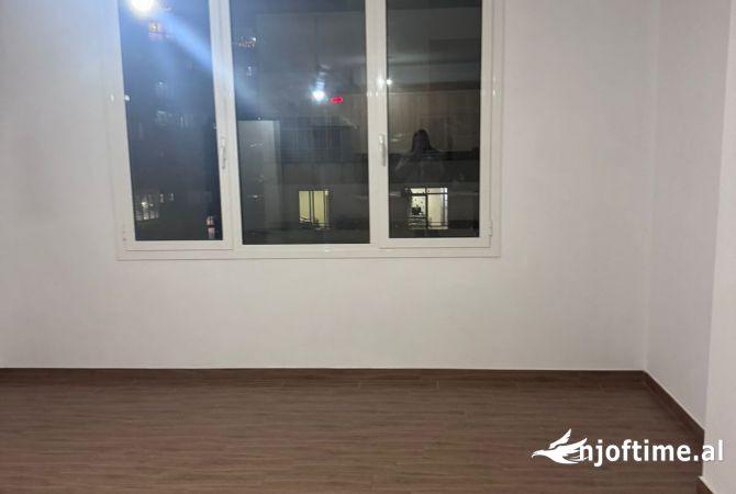 Apartment for rent in Tirana 2+1, Emty