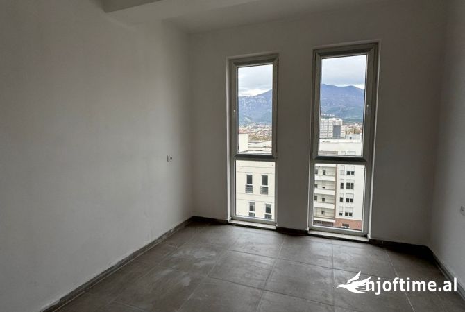 Shtepi me qera 2+1 ne Tirane - 40,000 Leke