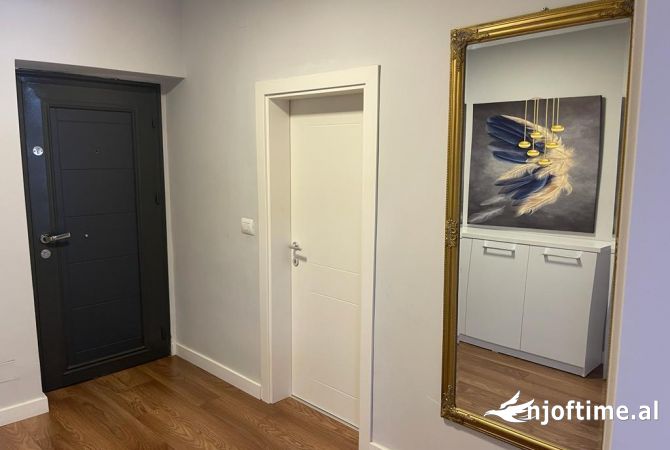 Shtepi me qera Apartament ne Tirane, 1+1, Mobilimi E mobiluar, Pagesa 650  Euro.