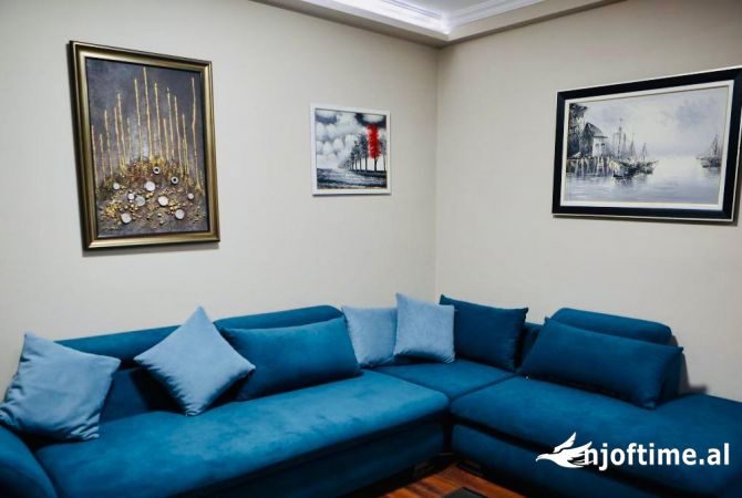 Shtepi me qera 3+1 ne Tirane - 800 Euro