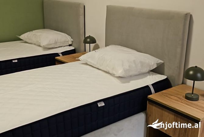 Shtepi me qera Apartament ne Tirane, 2+1, Mobilimi E mobiluar, Pagesa 800  Euro.