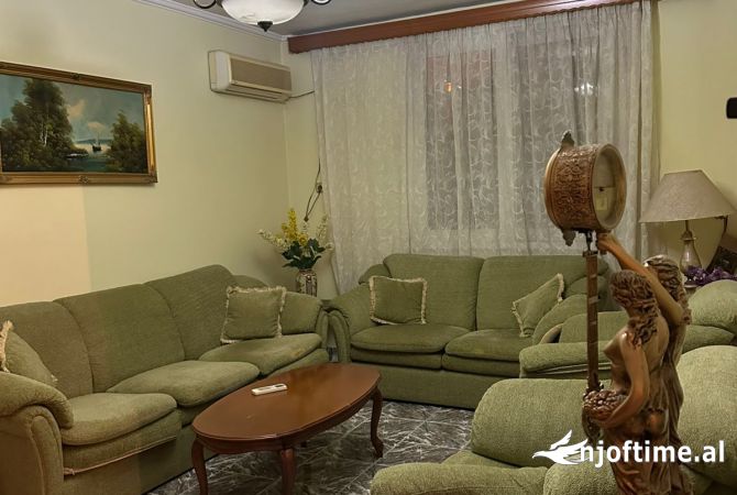 Shtepi me qera Apartament ne Tirane, 2+1, Mobilimi E mobiluar, Pagesa 50,000  Leke.