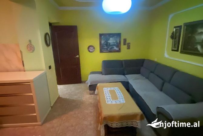 Shtepi me qera 2+1 ne Tirane - 450 Euro