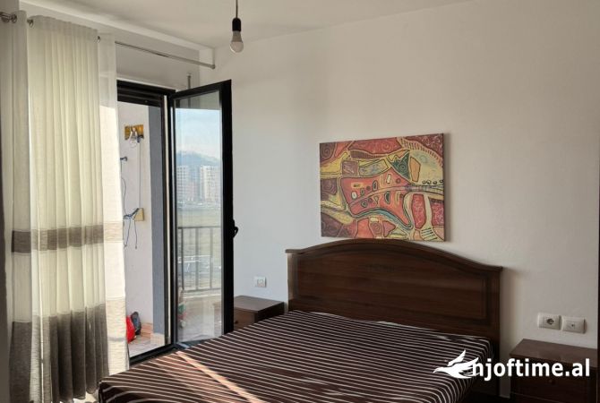 Shtepi me qera Apartament ne Tirane, 2+1, Mobilimi E mobiluar, Pagesa 43,000  Leke.