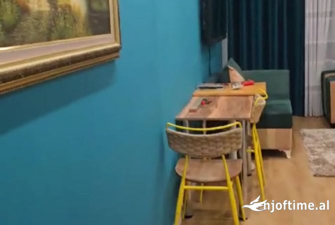 Shtepi me qera 2+1 ne Tirane - 48,000 Leke