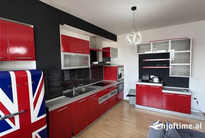 Shtepi me qera 2+1 ne Tirane - 65,000 Leke
