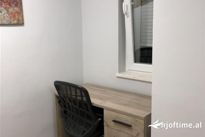Shtepi me qera Apartament ne Tirane, 1+1, Mobilimi E mobiluar, Pagesa 63,000  Leke.