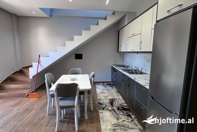 Shtepi me qera 2+1 ne Tirane - 45,000 Leke
