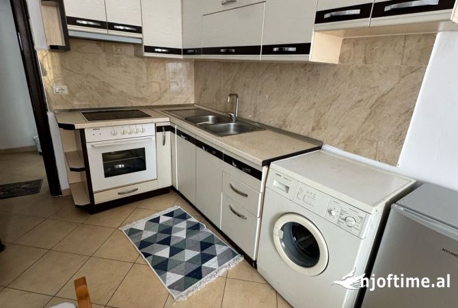Shtepi me qera Garsoniere ne Tirane - 30,000 Leke
