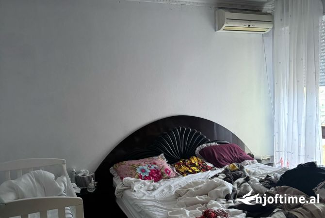 Shtepi me qera Apartament ne Tirane, 1+1, Mobilimi E mobiluar, Pagesa 450  Euro.