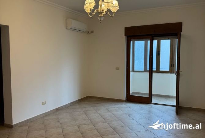 Casa in affitto 2+1 a Tirana - 700 Euro