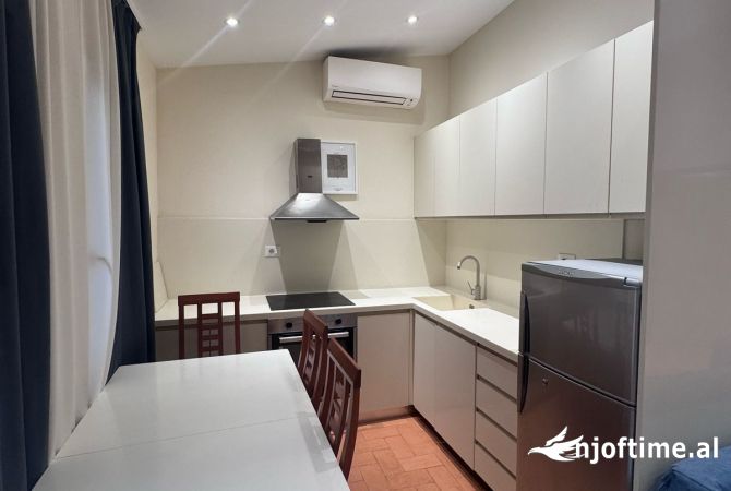 Shtepi me qera 2+1 ne Tirane - 65,000 Leke