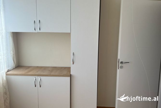 Shtepi me qera 2+1 ne Tirane - 40,000 Leke