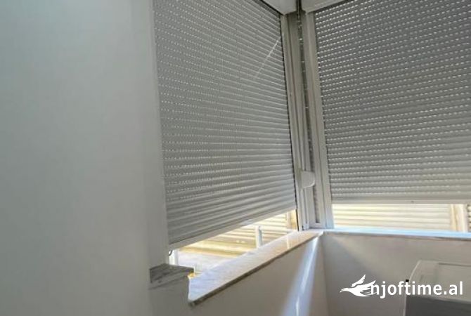 Shtepi me qera Apartament ne Tirane, 1+1, Mobilimi E mobiluar, Pagesa 45,000  Leke.