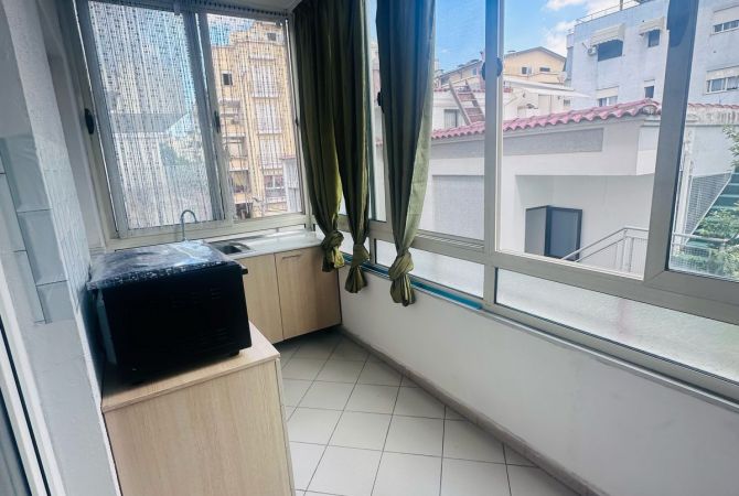 Shtepi me qera Apartament ne Tirane, 2+1, Mobilimi E mobiluar, Pagesa 500  Euro.
