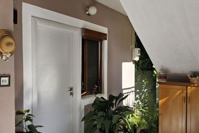 Shtepi me qera 1+1 ne Tirane - 360 Euro