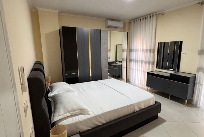 Shtepi me qera Apartament ne Tirane, 2+1, Mobilimi E mobiluar, Pagesa 750  Euro.