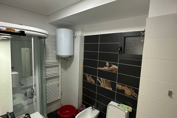 Shtepi me qera Apartament ne Tirane, 2+1, Mobilimi E mobiluar, Pagesa 550  Euro.
