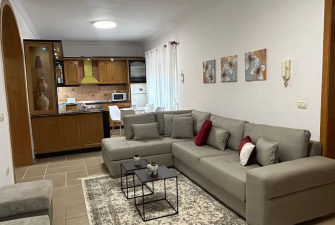 Shtepi me qera 2+1 ne Tirane - 600 Euro