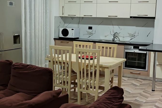 Shtepi me qera Apartament ne Tirane, 2+1, Mobilimi E mobiluar, Pagesa 500  Euro.