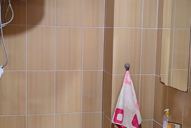 Shtepi me qera Apartament ne Tirane, 2+1, Mobilimi E mobiluar, Pagesa 500  Euro.