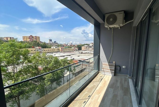 Shtepi me qera Apartament ne Tirane, 2+1, Mobilimi E mobiluar, Pagesa 650  Euro.