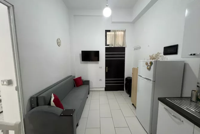 Shtepi me qera 1+1 ne Tirane - 350 Euro