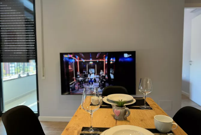 Shtepi me qera Apartament ne Tirane, 1+1, Mobilimi E mobiluar, Pagesa 60,000  Leke.