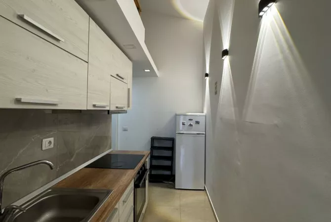 Shtepi me qera 2+1 ne Tirane - 550 Euro