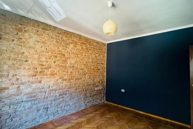 Apartment for rent in Tirana 2+1, Emty