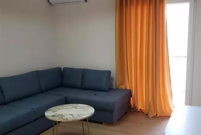 Casa in affitto 1+1 a Tirana - 52,000 Leke